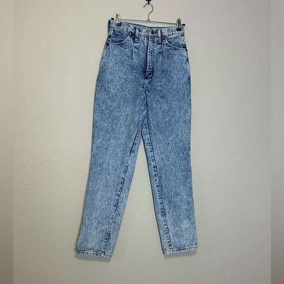 Wrangler Denim - Vintage Wrangler High Waisted Mom Jeans Straight Leg Acid Wash Pleated Size 13